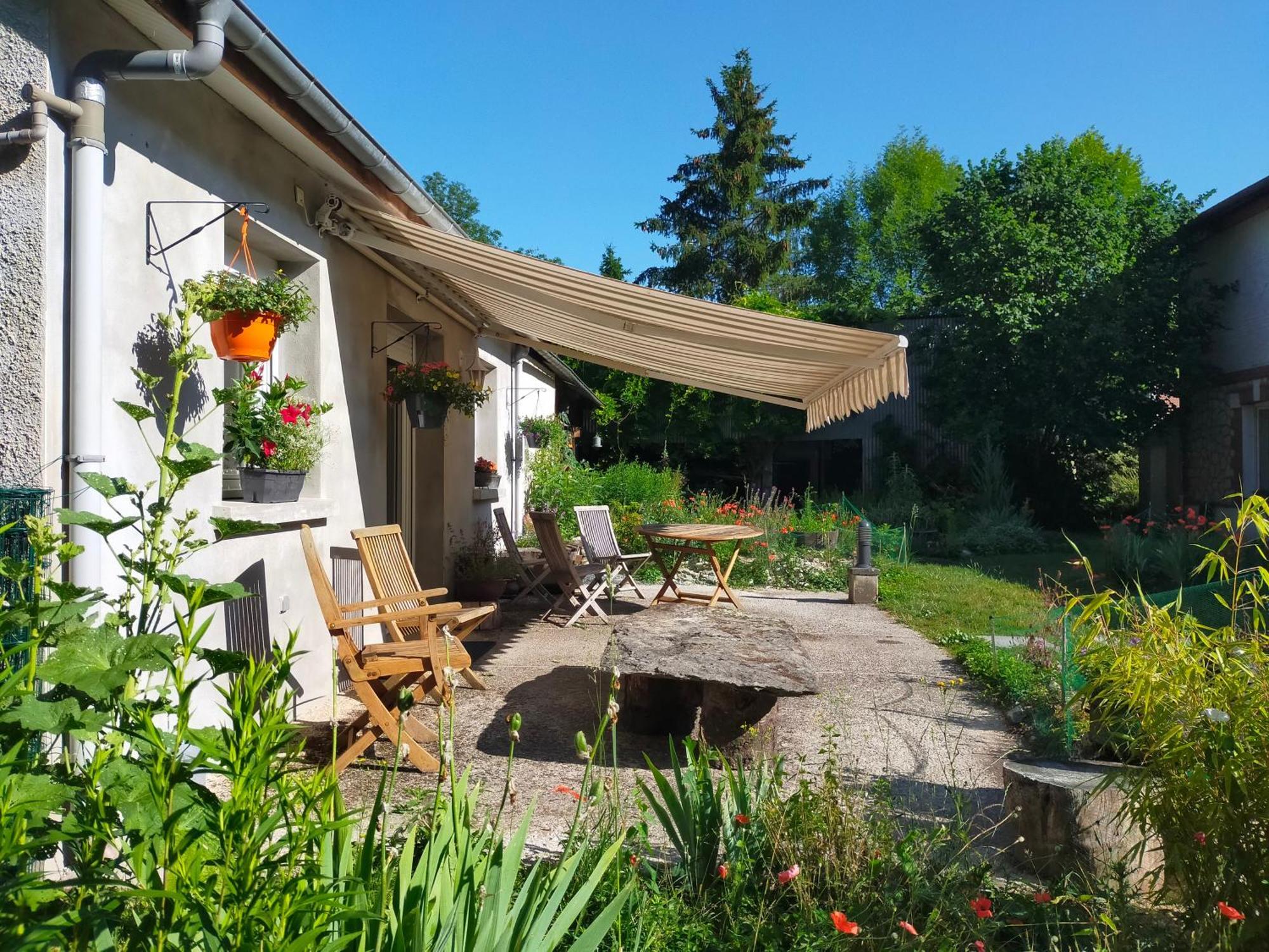 Apartamento Logis51 Ville-sur-Tourbe Exterior foto