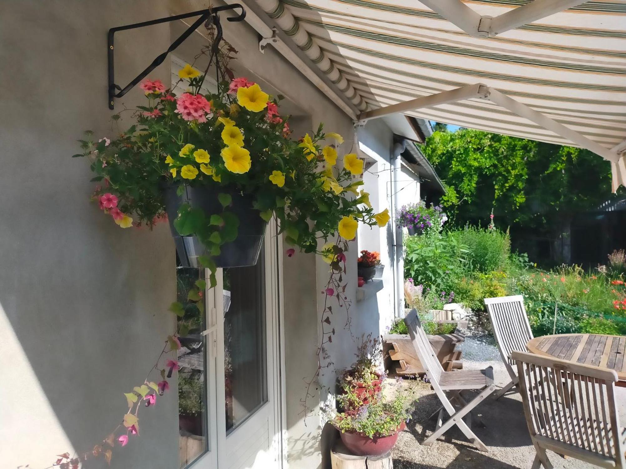 Apartamento Logis51 Ville-sur-Tourbe Exterior foto
